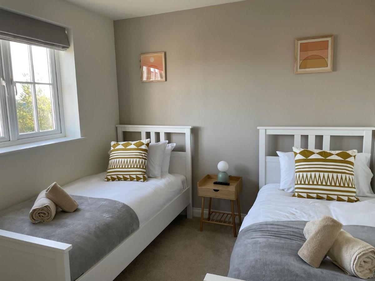 Caramel Cottage At The Bay Filey, Sleeps 6, 2 Dogs Welcome For Free Too Exterior photo