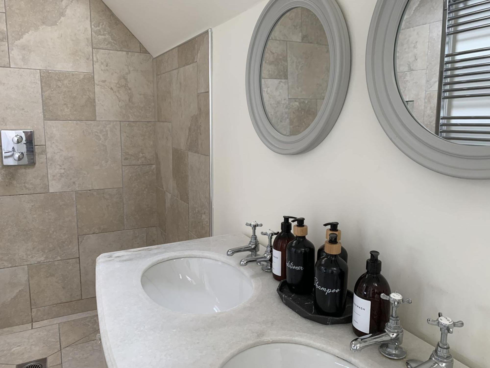 Caramel Cottage At The Bay Filey, Sleeps 6, 2 Dogs Welcome For Free Too Exterior photo